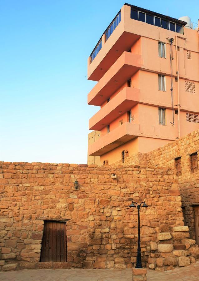 Orient Gate Hotell Wadi Musa Exteriör bild